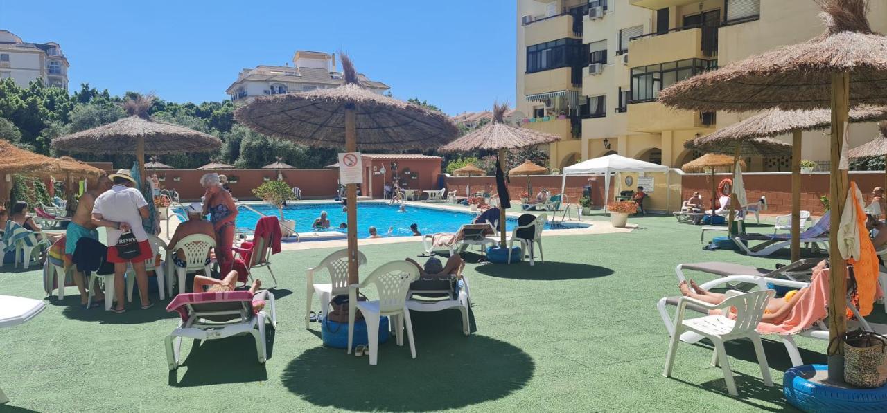 Apartamento Pool & Parking Boliches *
